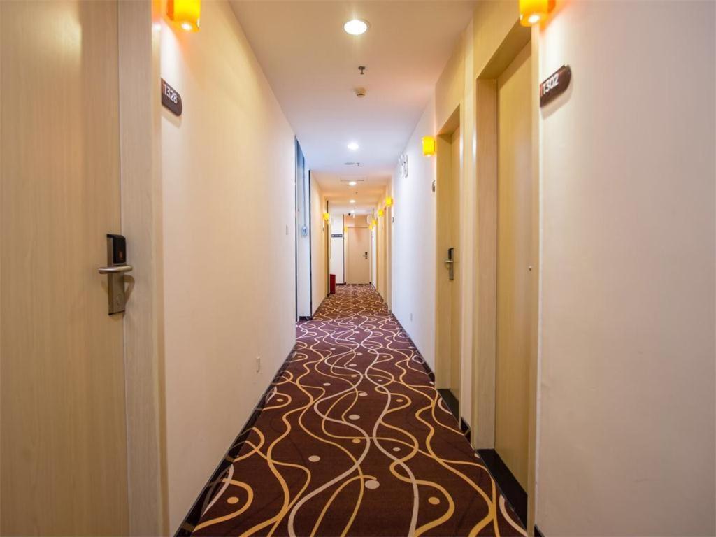 Hotel 7 Days Premium Jiangmen Diwang Plaza Branch Exterior foto